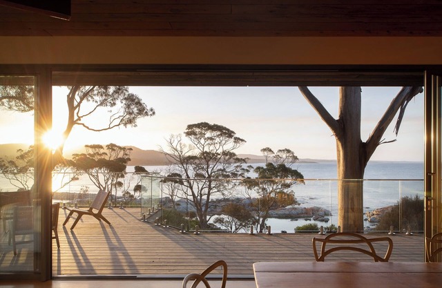 The Edge - an architecturally designed home with breathtaking views