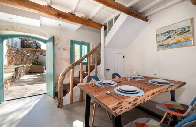 The Eros House - a renovated village house close to the beach