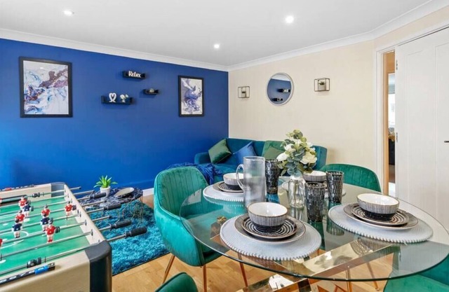 The Exquisite Jewel of Cambridge Sleeps 18