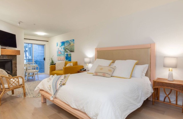 The Flamingo Oceanfront Condo B