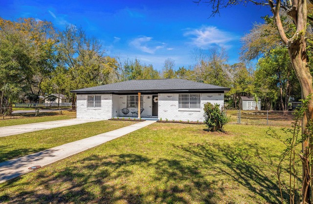 The Gatsby. An Art Deco Retreat