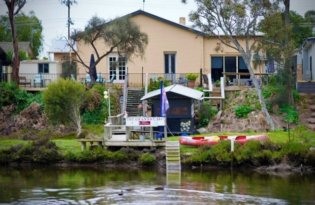 The Granary is heritage listed waterfront property with loads of character!