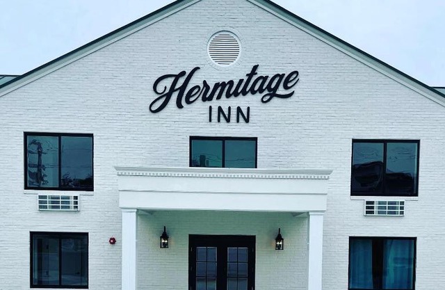 The Hermitage Inn and Taphouse