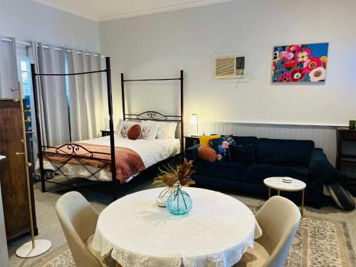 The Hideaway at Gooseberry Hill