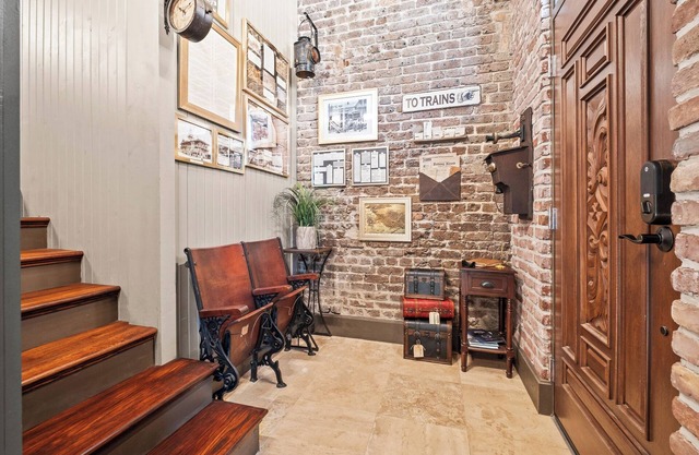 The Historic Big Easy on East Wright Street