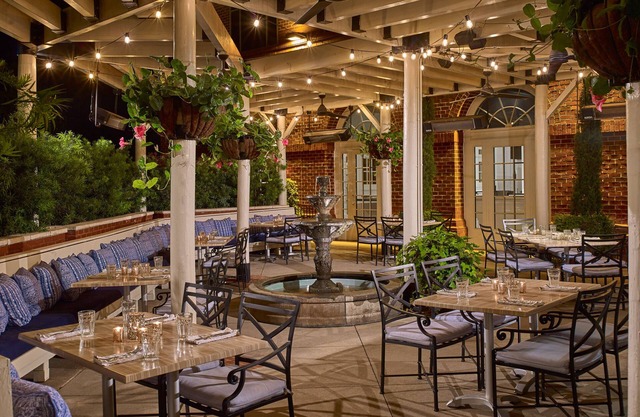The Hotel At Auburn University