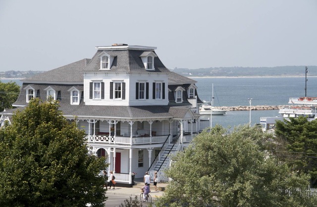 The Inn at Old Harbor