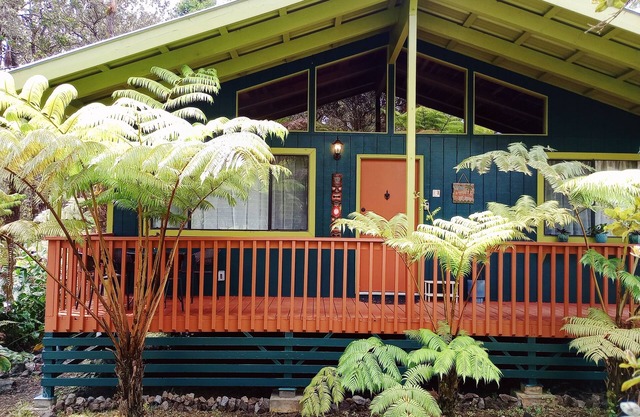 The Jungalow is a charming renovated bungalow minutes from Volcano National Park