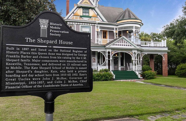 The Kate Shepard House is a beautiful Queen Victorian catalog home that was built in 1897. Come experience a genuine southern getaway complete with charm and comfort in this beautiful 6 bedroom 6 and half bathroom home in Mobile Alabama. Plenty of ro