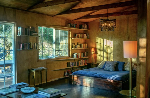 The Library at The Sea of Tranquility w/Pool, Hot Tub & Outdoor Kitchen