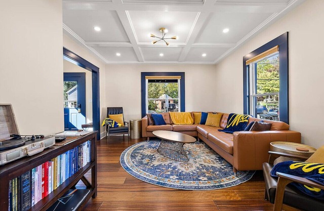 The Little Big House: 6-Bed Home in Downtown A2