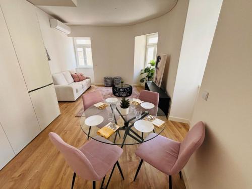 The Luciano House - Confortable & Central Apartments