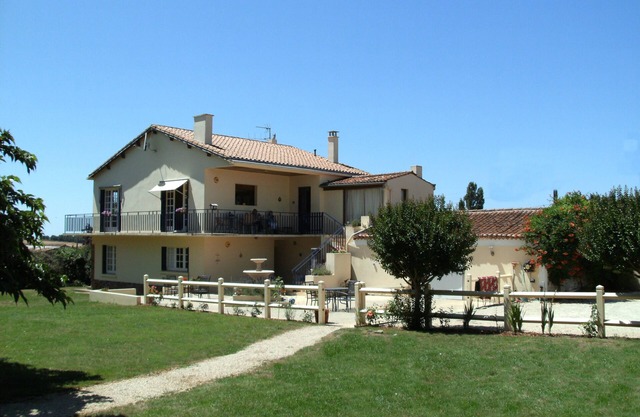 The Moulin De Guinche, Luxury Villa With Huge 11 x 6 Meter Heated Indoor Pool