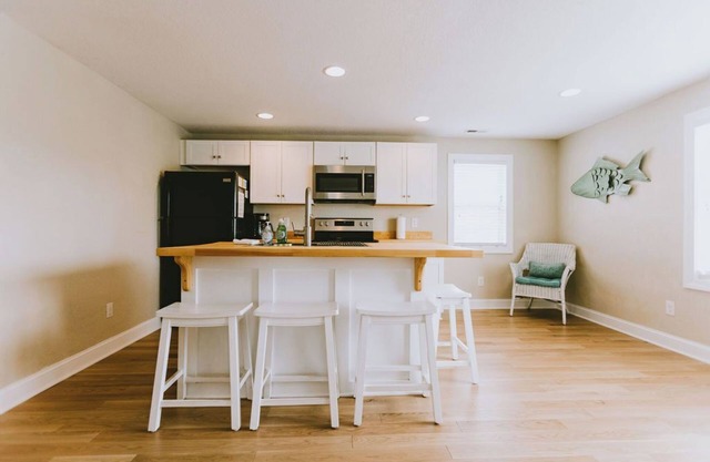 The Nags Head Cottage-Recently renovated in 2025! Walking distance to the beach!