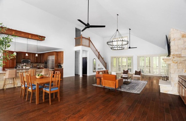 The Nest on Brushy Creek | 3 Acres of fun