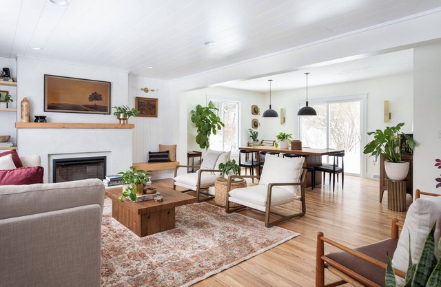 The Norra House: Curated 3-bedroom house in Suttons Bay on 5 acres