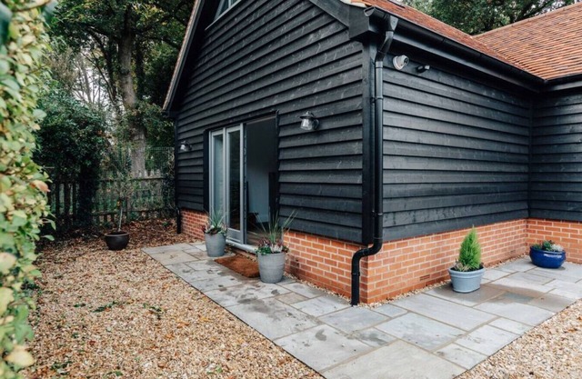 The Oak - Brand new Countryside 2 Bedroom Annex - From 165 Per Night