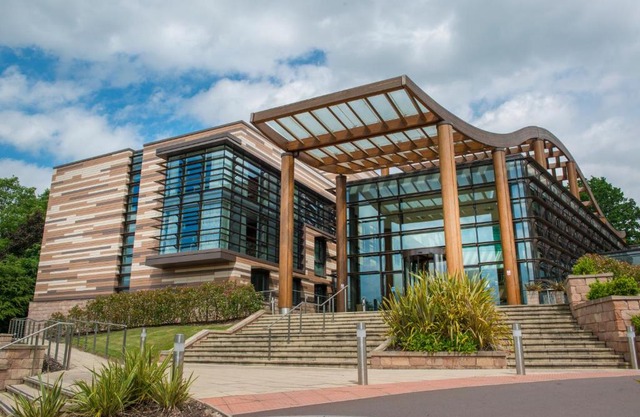 The Orchard Hotel & Restaurant