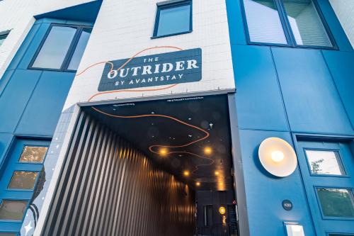 The Outrider by AvantStay Chic Stay Close to Broadway
