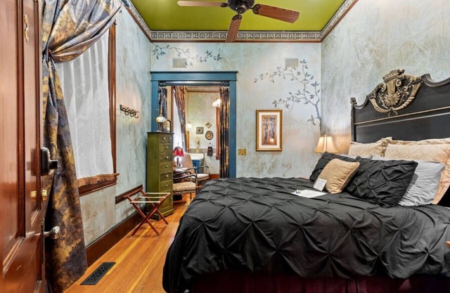 The Peerless Hotel | Junior Suite #2 | Jetted Tub | Historic District