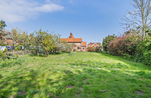 The Pitch - Three Bedroom House, Sleeps 5