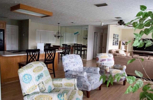 "The Plantation" Super Views, at The Hideaway