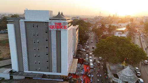 The Qubice Hotel, Kolhapur