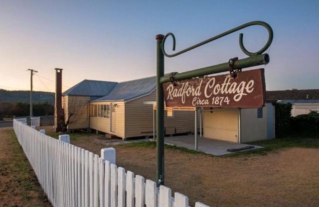 The Radford Couples Cottage Heart of Stanthorpe