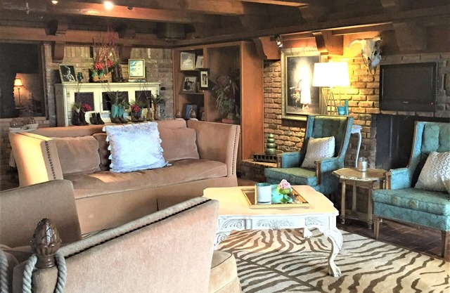 The Ranch House Retreat, small corporate venue, small outdoor wedding venue