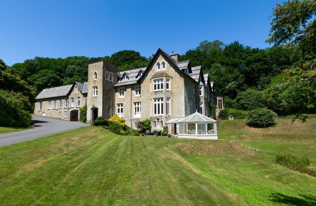 The Retreat - Two Bedroom Apartment, Sleeps 4