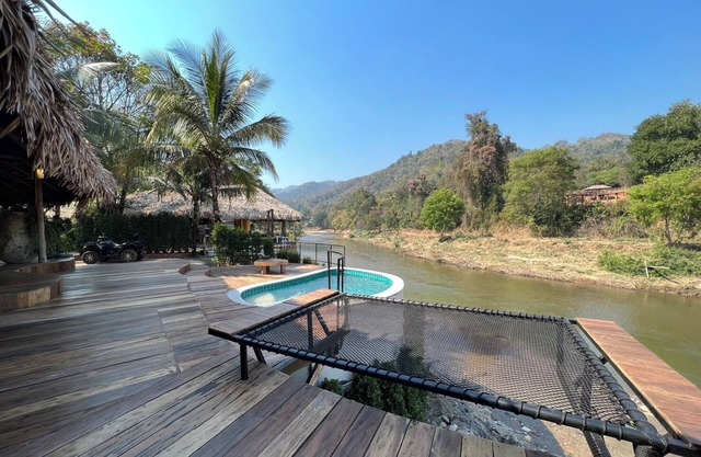The River Flows Kued Chang Camp