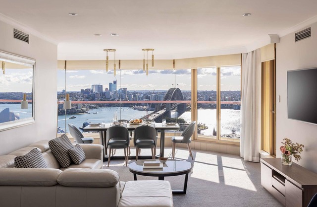 The Sebel Quay West Suites Sydney