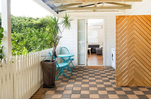 "The Shed" in Historic Precinct walking distance to the City Center