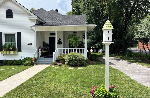 The Station House-DOWNTOWN LEBANON-Wedding Rooms