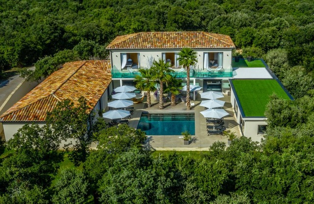 The Villa of the Maison d'Ambrine 5 stars