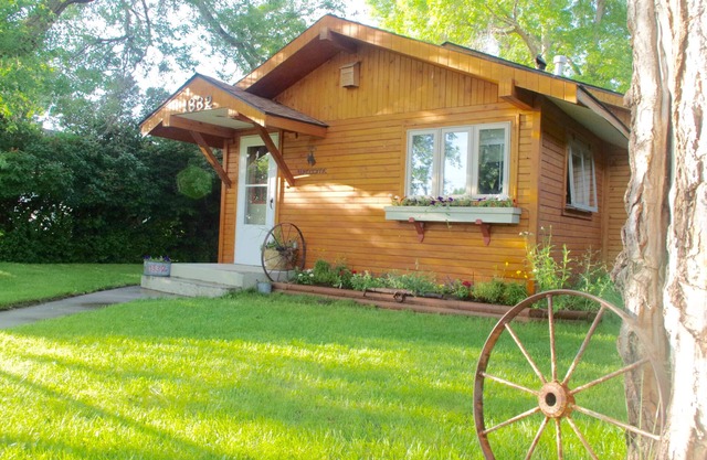 “The Wyoming,” A Beautiful historic downtown home.