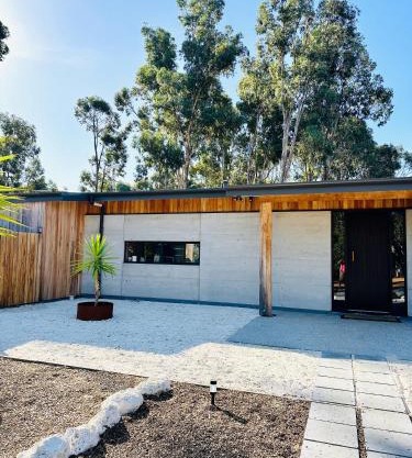 The Yallingup House, 5 mins to beach