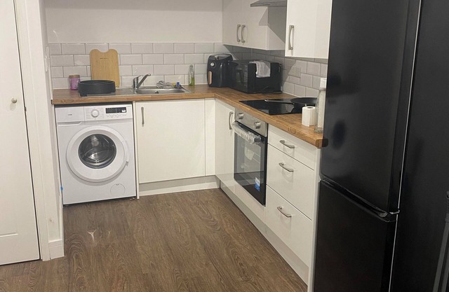This is Home away from Home at the heart of Waltham Abbey. Great Place to be.