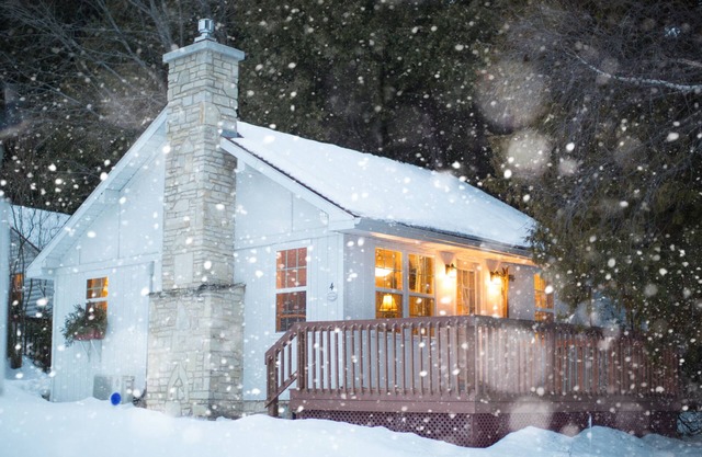 Thorp House Inn & Cottages