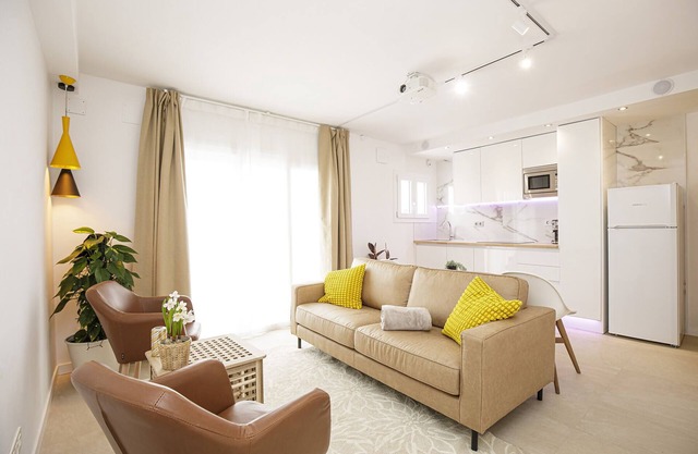 Three bedroom apartment in Girona