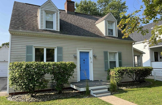 'Three Sisters Cottage' - 4th House from Lake