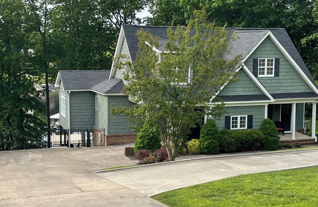 Tim's Ford Lake Home. Private Boat Dock with Jet Ski Port & 2 Kayaks