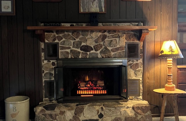 Timber Ridge Farm - Guest House - located on a 400 acre estate near Iron River