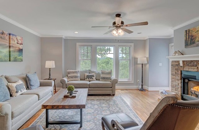 Timbers P-2- Mountain Condo, Echota Gated Resort, Indoor/Outdoor Pools and Hot Tub, Fitness Area,.