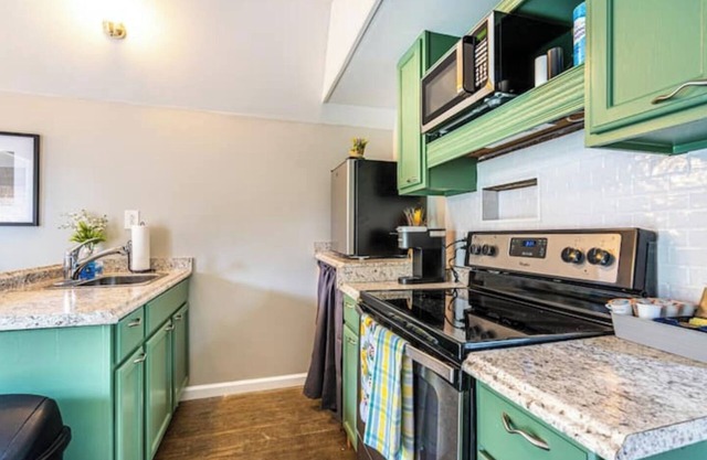 "Tiny house" at Fairhaven