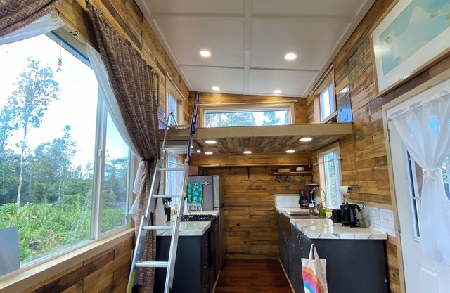 Tiny House Tropical Rainforest Retreat w/AC