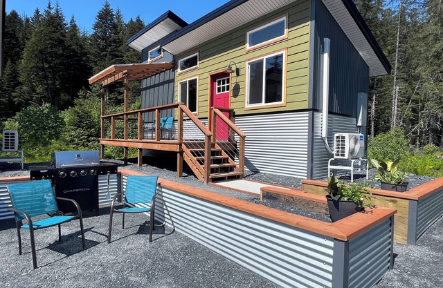 Tiny House w/Forest Deck - Spruce Woods Acre