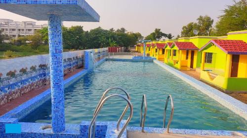 TN RESORTS