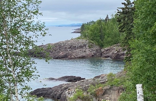 Tofte Cove on Lake Superior. Certain to WOW You! Sleeps Up to 6 Guests! Amazing!
