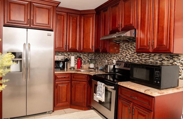Tonel Paradise 1BR private entrance Near JFK